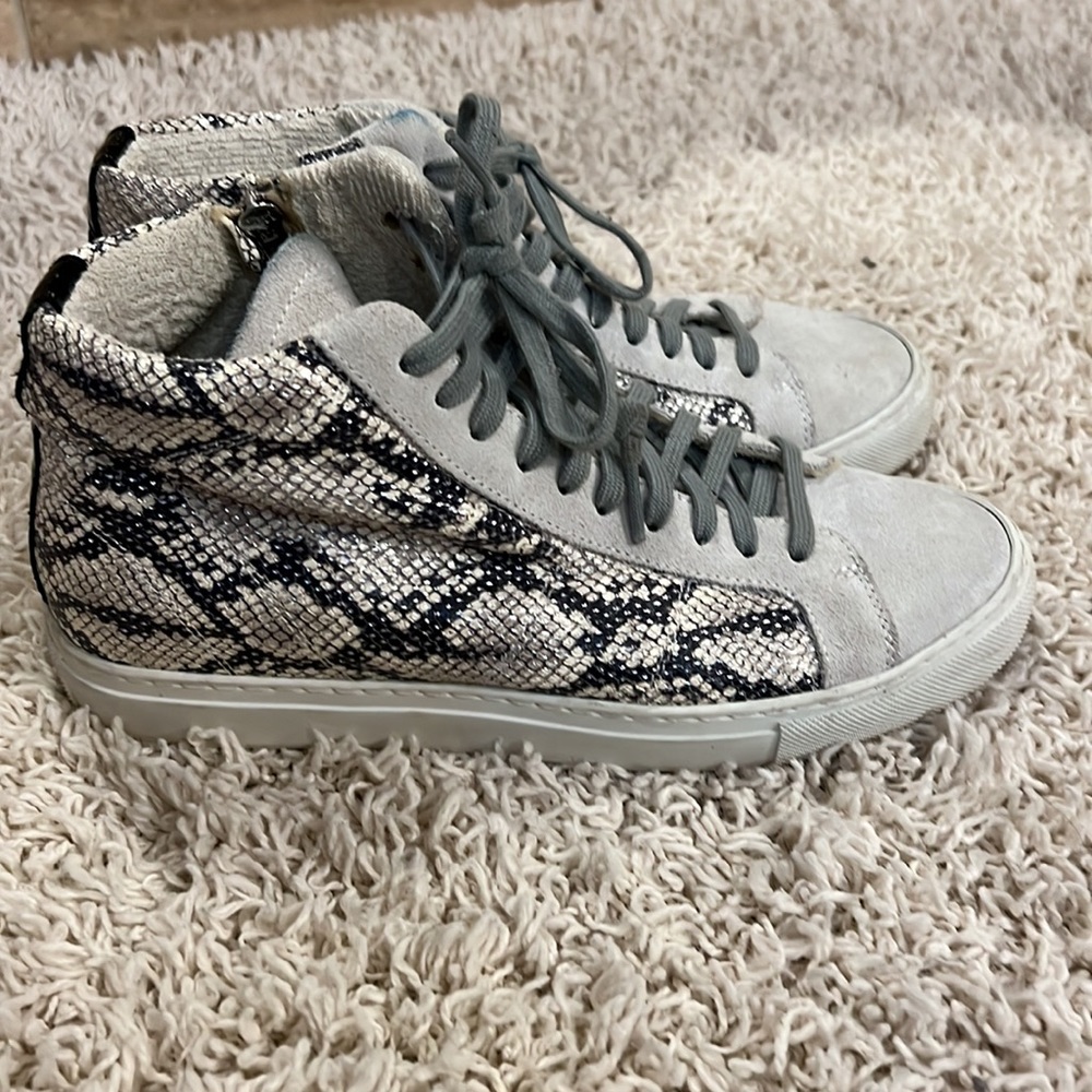 P448 Star Python High Top - image 2